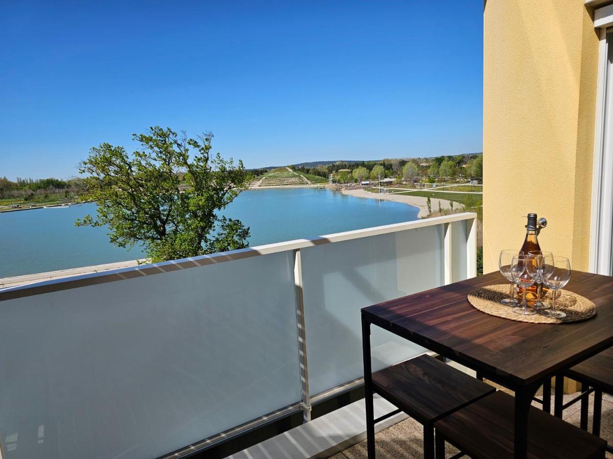 Lakeside Provence - Appartement 4 Etoiles Face Au Lac De Monteux Exterior photo